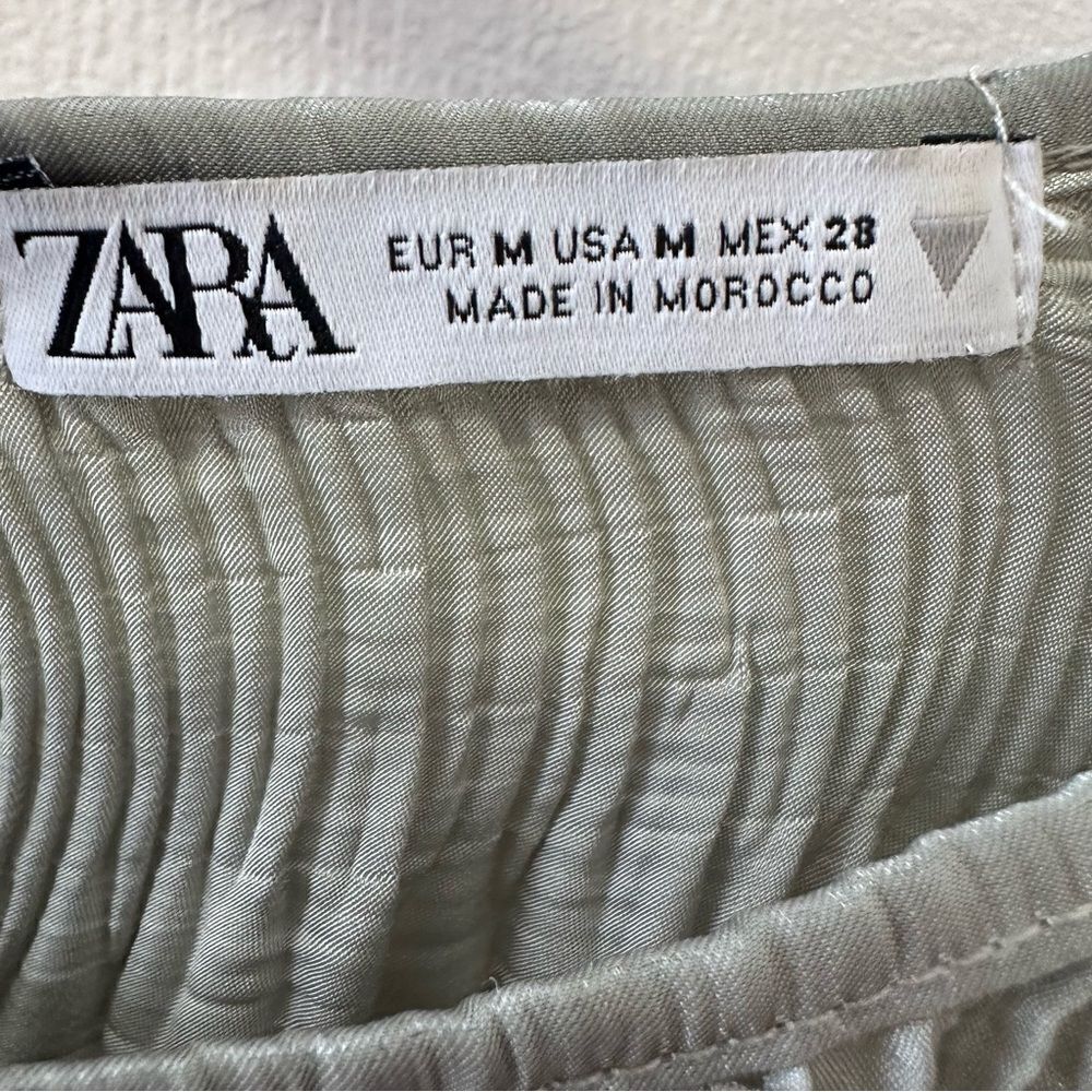 ZARA NWOT Green Metallic top - Picture 6 of 6